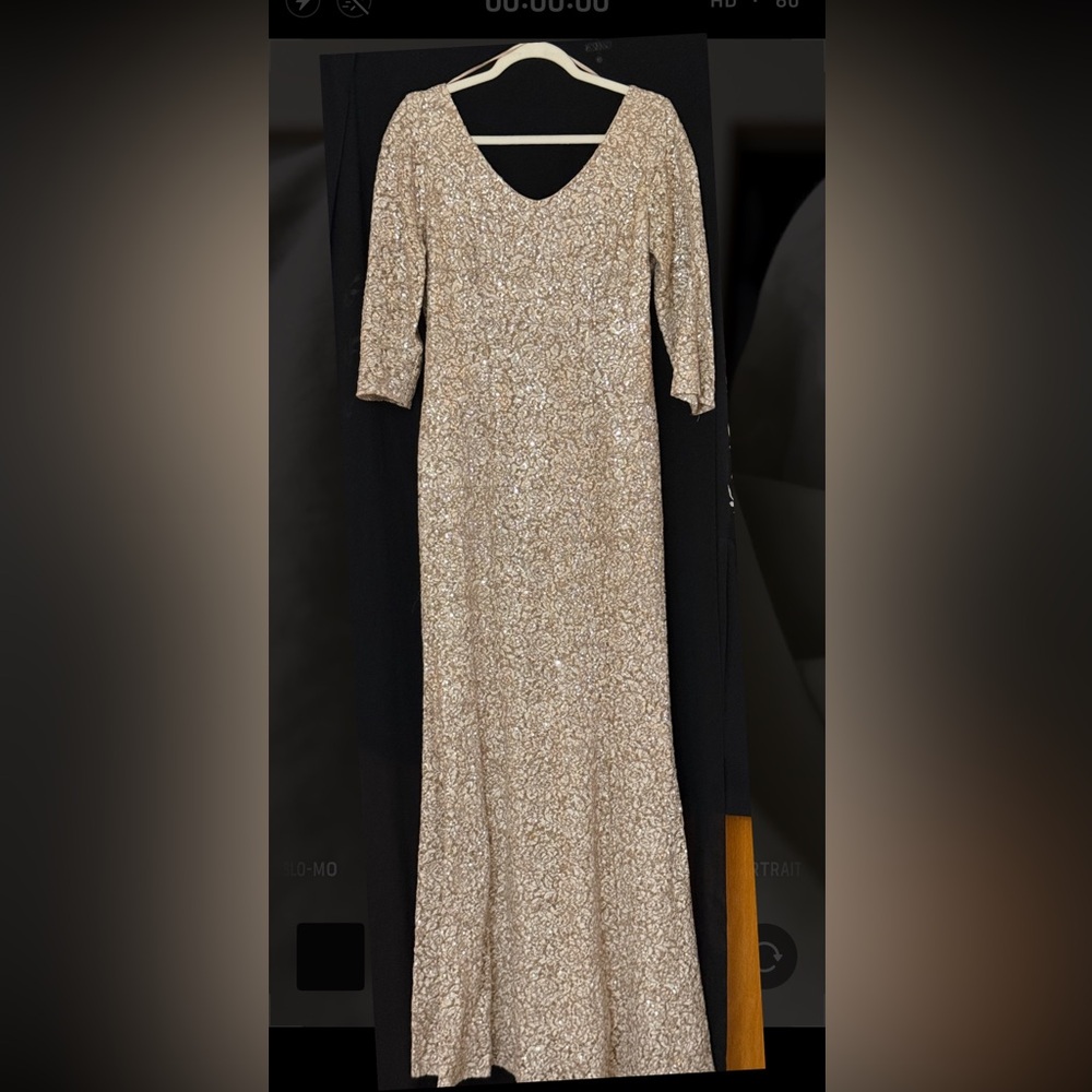 Elegant Gold Sequin Dress